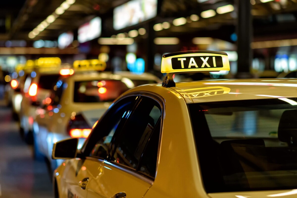 Стоит ли брать новую машину для такси?