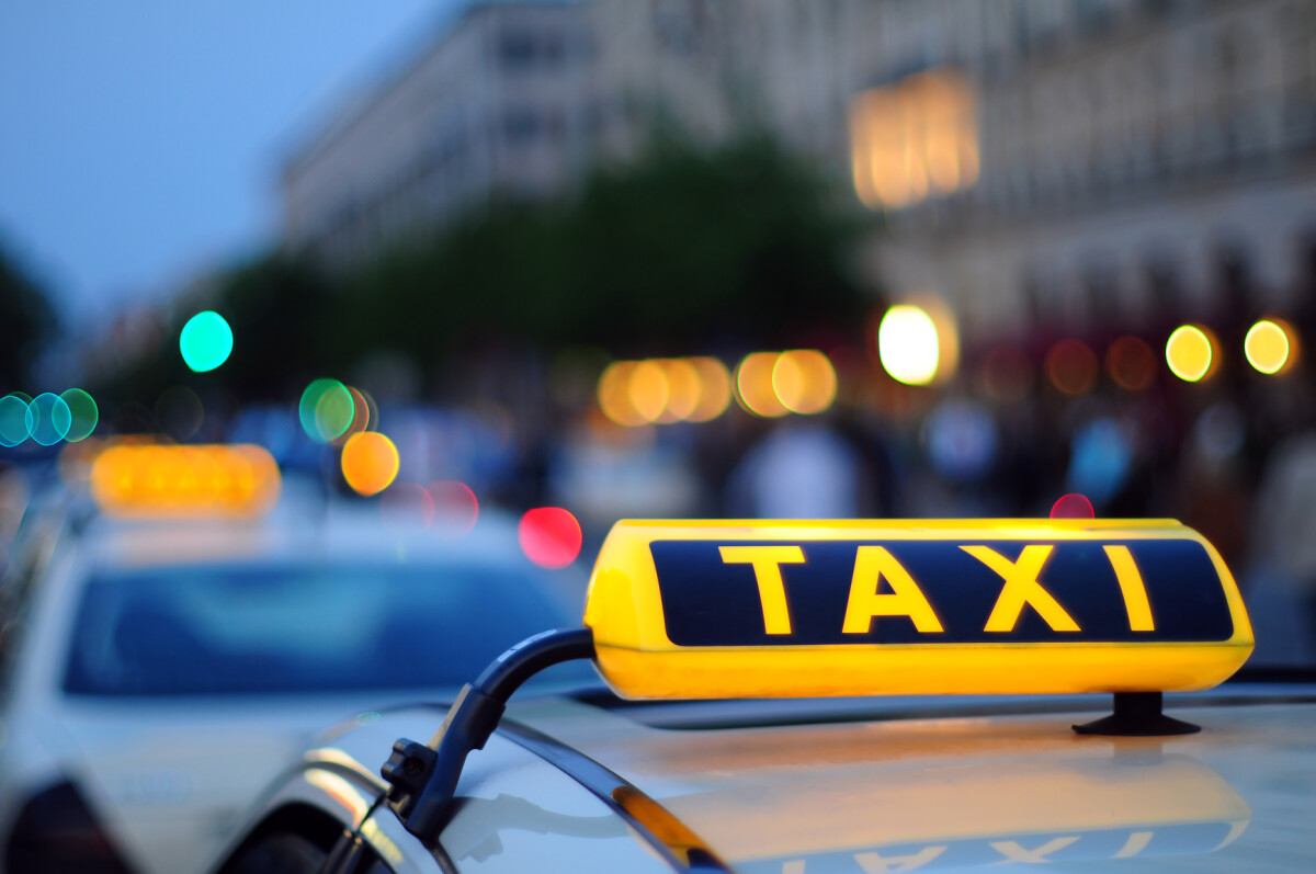 Закон о такси 2021: требования к водителям и автомобилям
