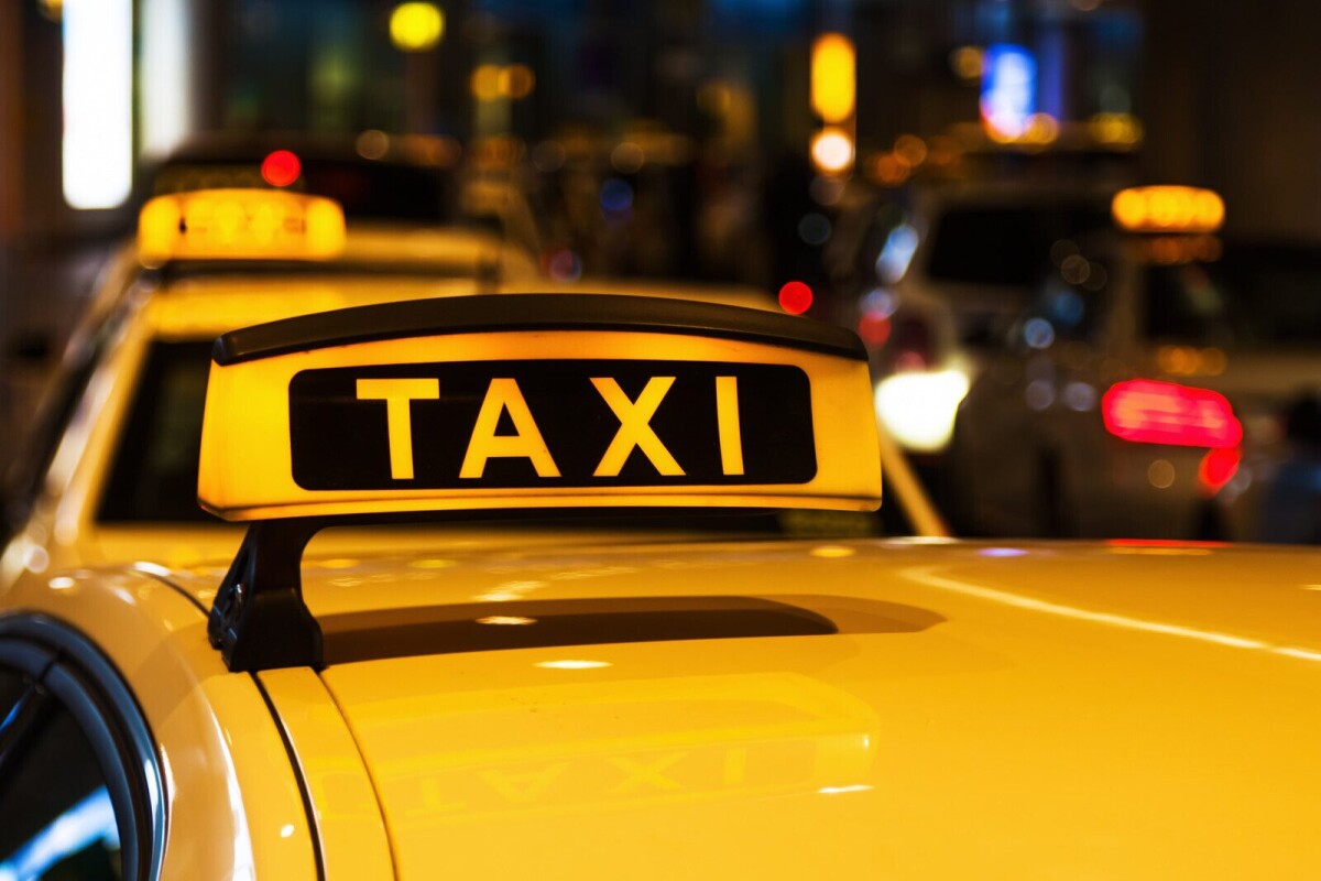 Такси в разных мегаполисах мира