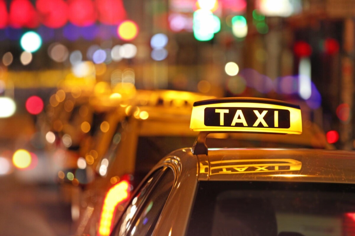 Как обезопасить себя при работе таксистом?